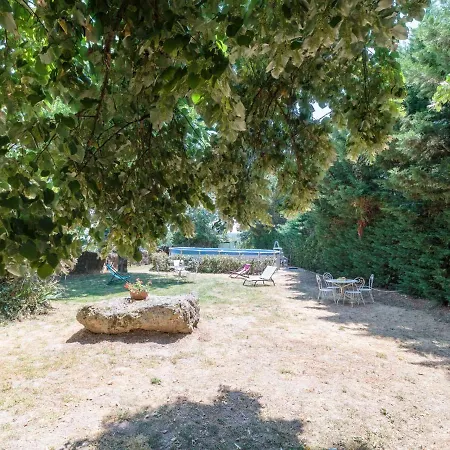 Le Jardin De Timothee By Interhome Feriehus Bourg-Archambault