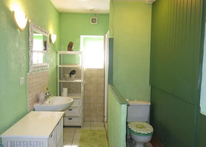 בית נופש Le Jardin De Timothee By Interhome