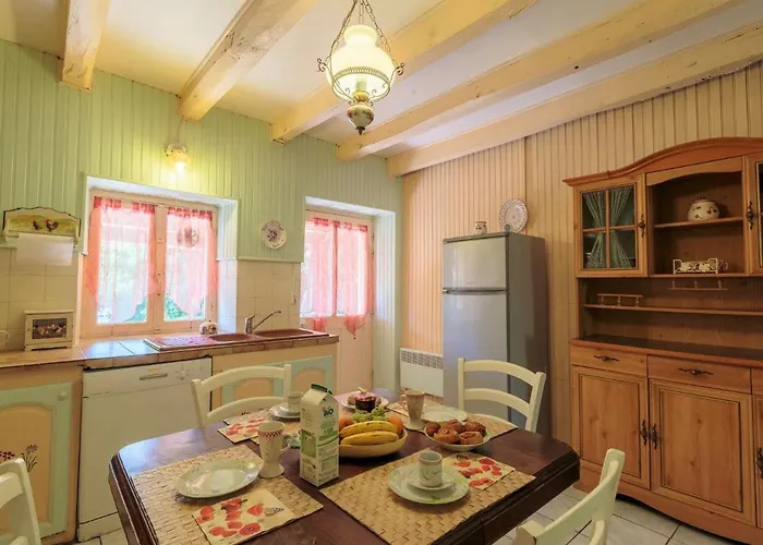 בית נופש Le Jardin De Timothee By Interhome Bourg-Archambault