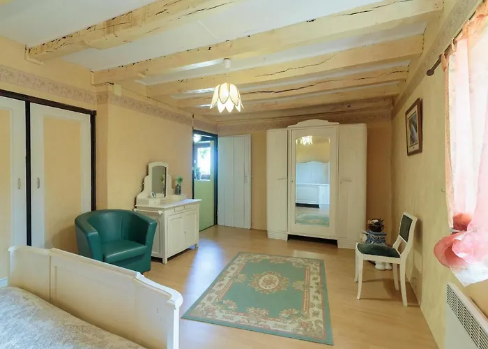 בית נופש Le Jardin De Timothee By Interhome *